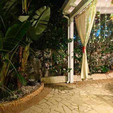 Il Giardino Delle Rose 3*